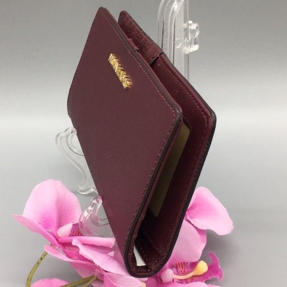 Michael Kors Jet Set Travel Md Flt Slm Bfld Merlot - Picture 10 of 16